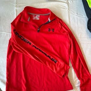 Boys under armor, youth, medium, long sleeve red top